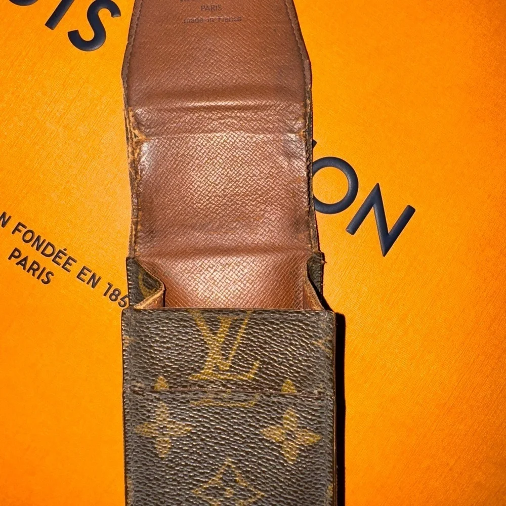 Louis Vuitton Brown and Gold Monogram vintage cigarette Pouch - Picture 5 of 14